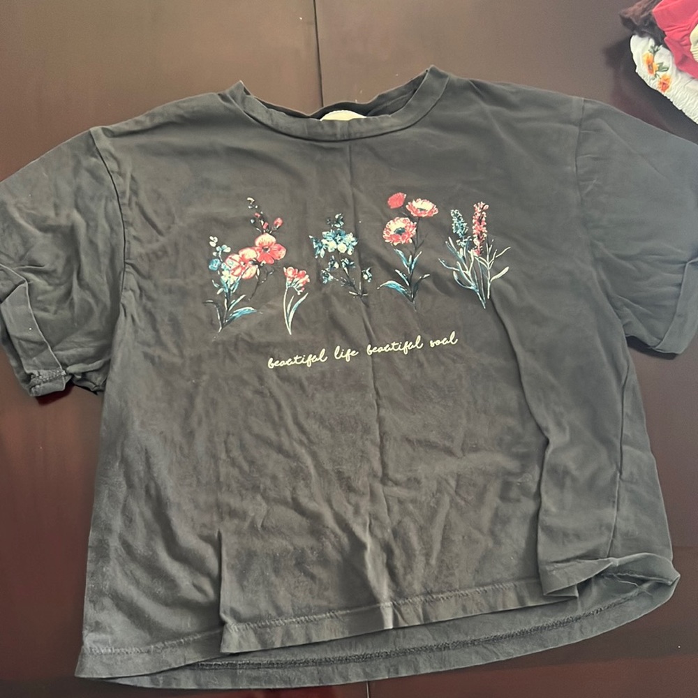 Grey floral crop